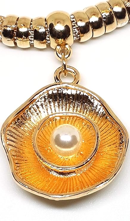 Anhänger mit Perle und Kette